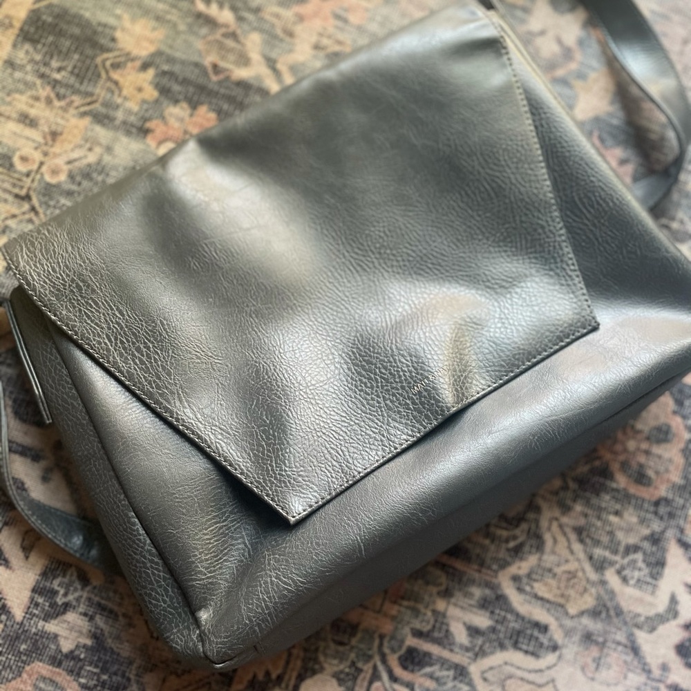 Matt and Nat Vegan Leather handbag/Laptop bag